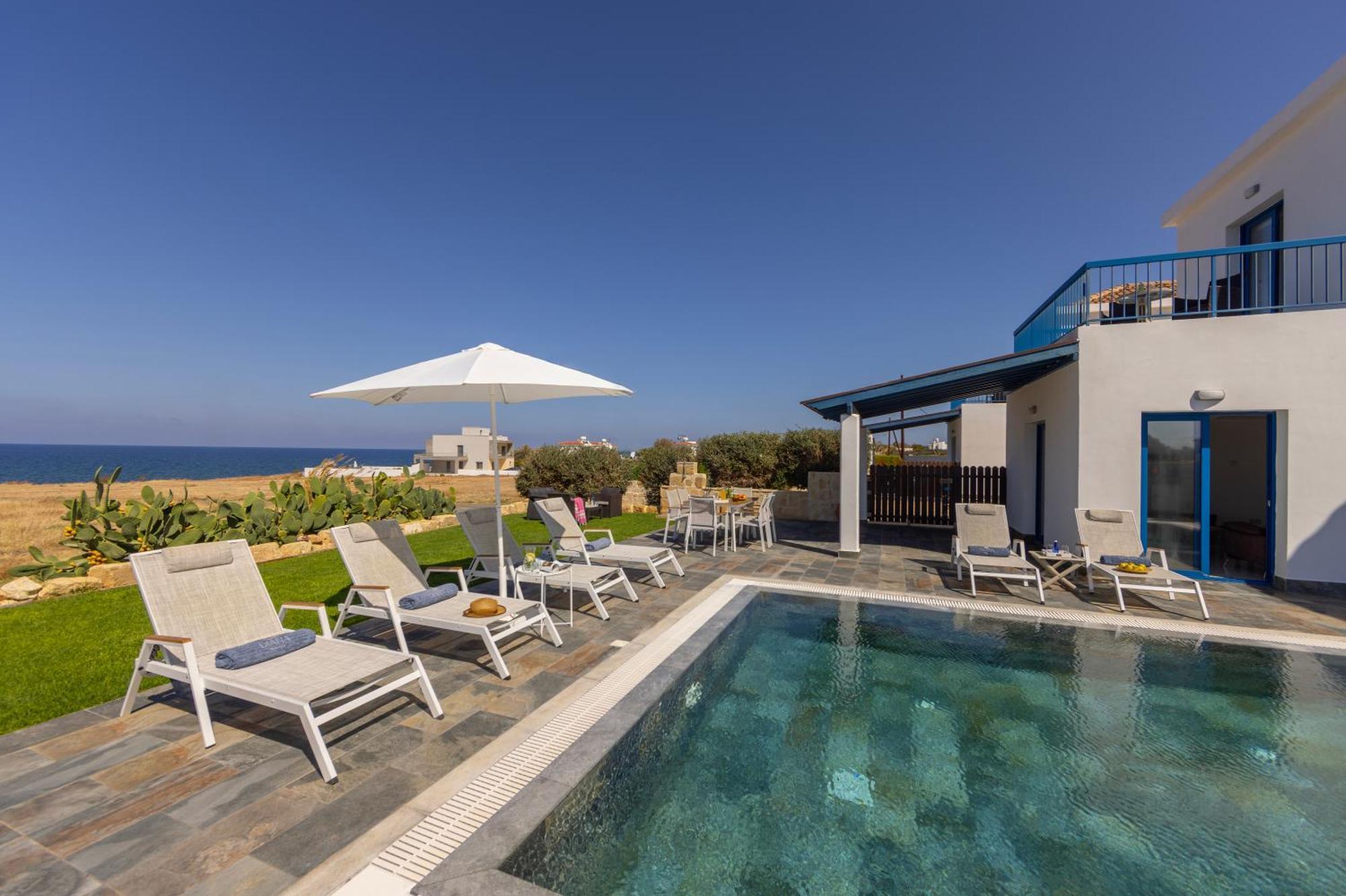 Diana Seaside Villas Pomos Eksteriør billede