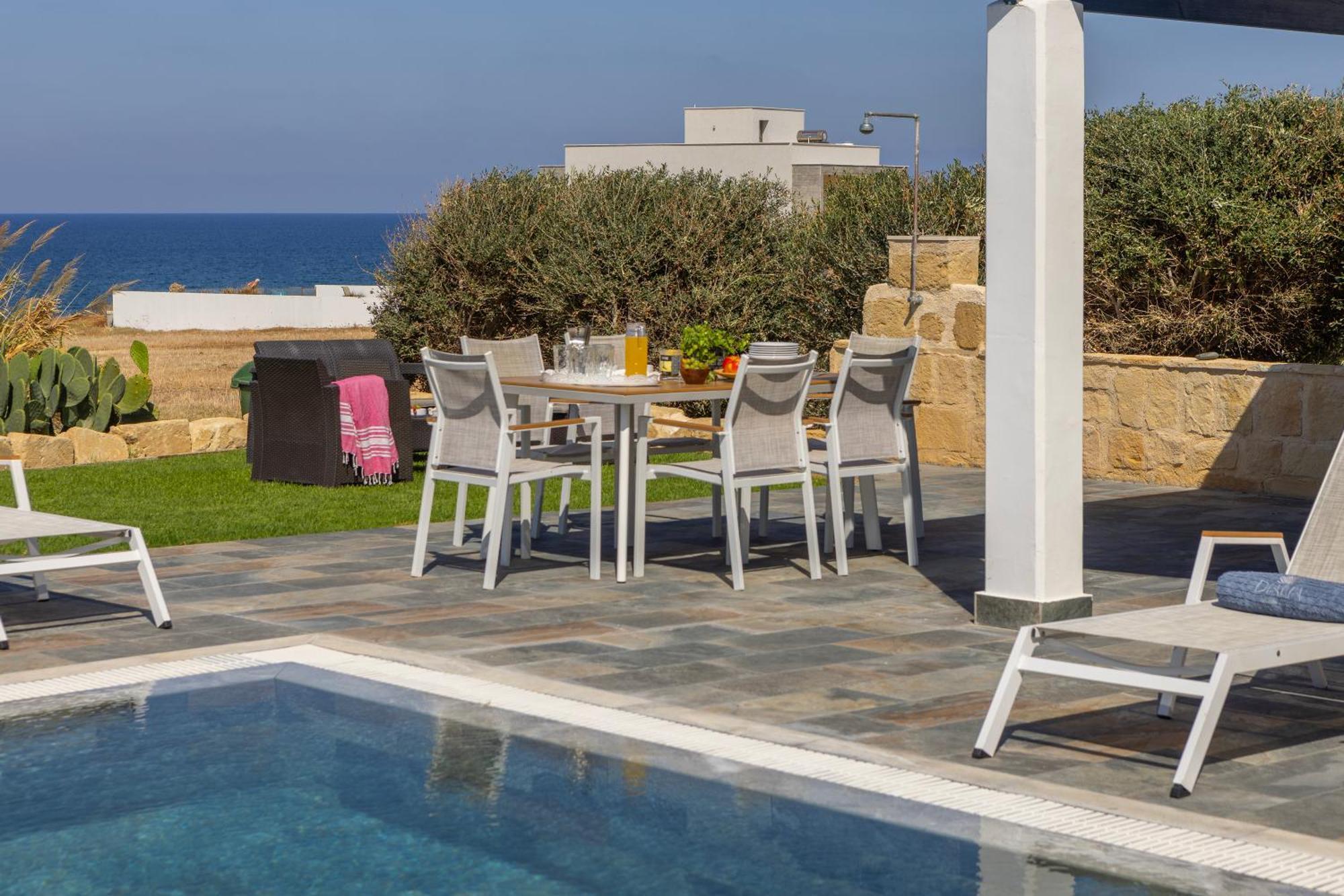 Diana Seaside Villas Pomos Eksteriør billede