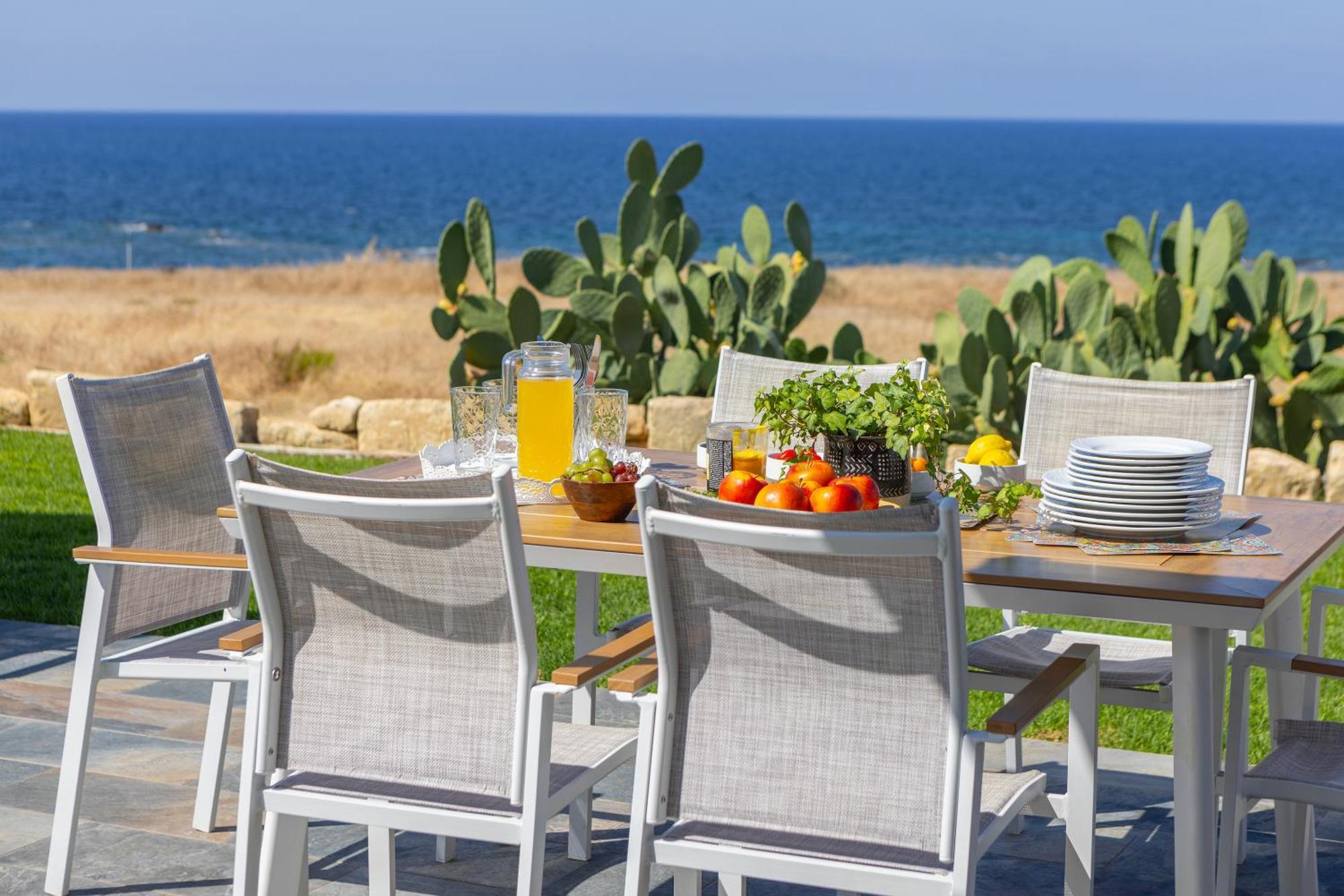 Diana Seaside Villas Pomos Eksteriør billede