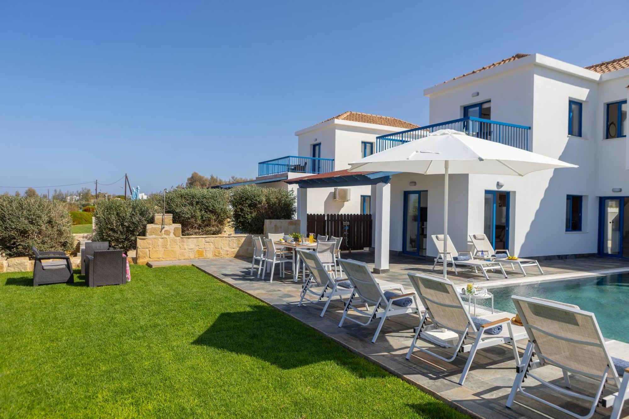 Diana Seaside Villas Pomos Eksteriør billede