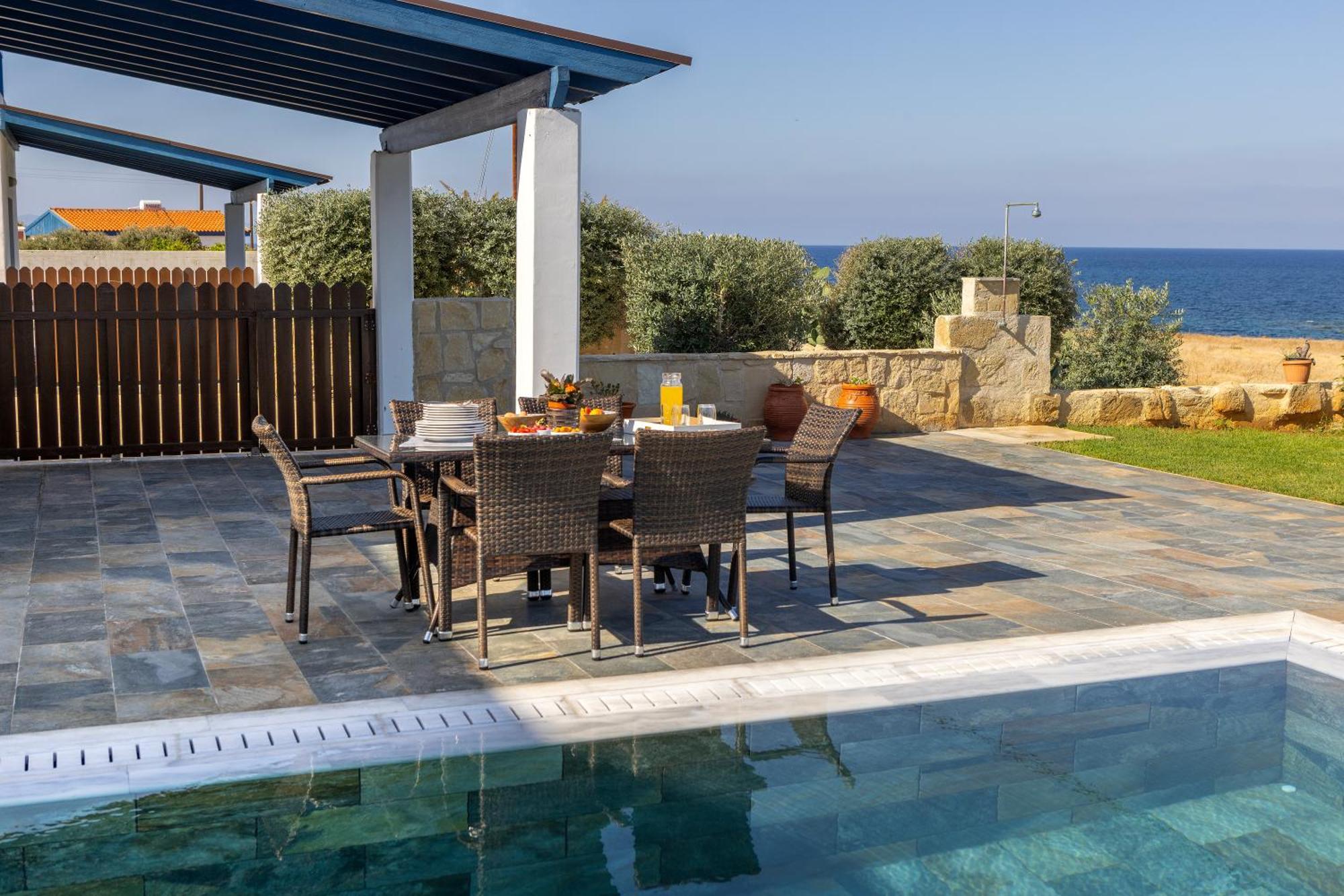 Diana Seaside Villas Pomos Eksteriør billede