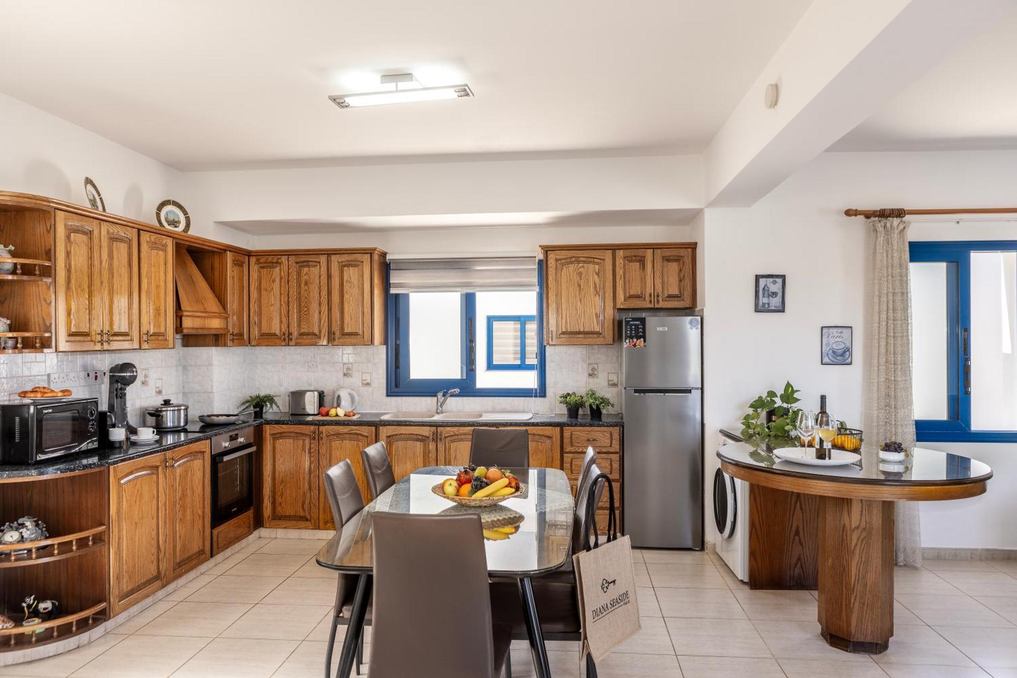 Diana Seaside Villas Pomos Eksteriør billede